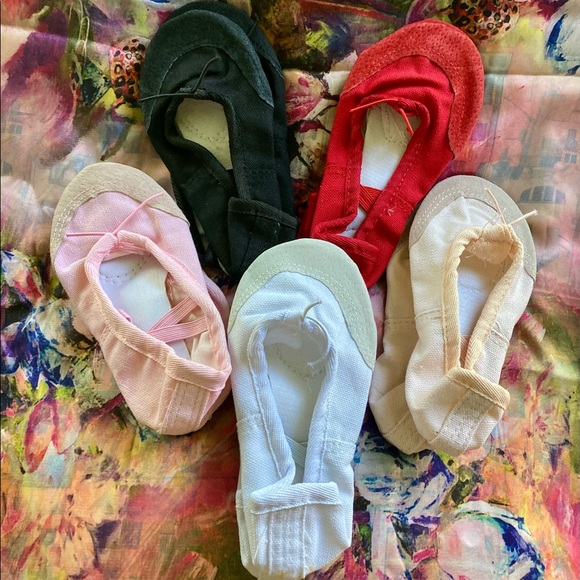 New Bundle 5 pairs Ballet Play Dress Up Shoes 8.5 - Picture 1 of 9